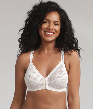 Non-wired front closure bra in ivory Ideal Posture