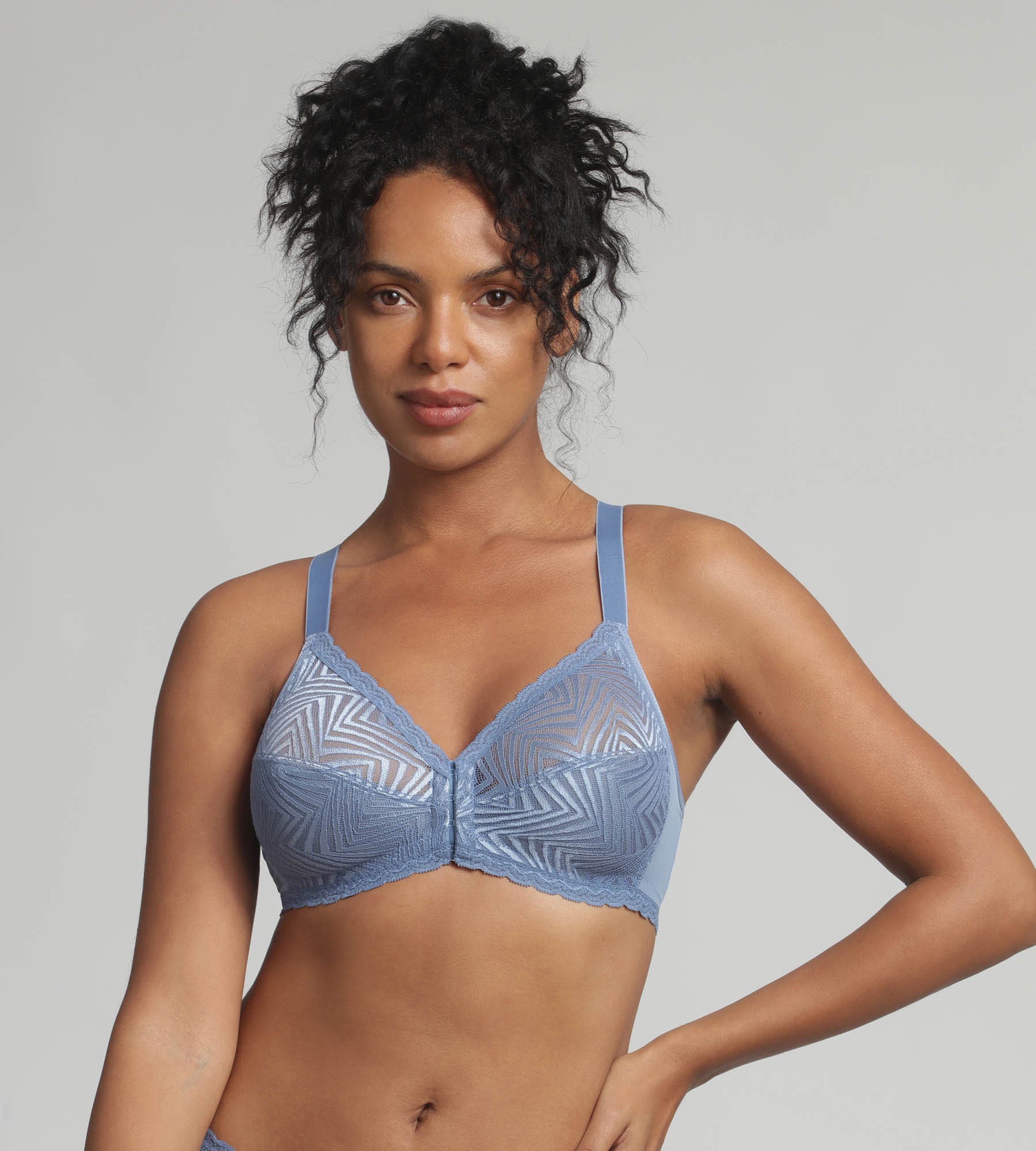 Non-wired front closure bra in ocean blue Ideal Posture