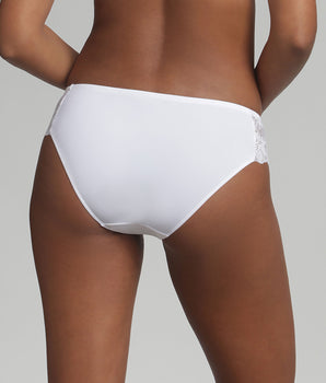 Bikini knickers in white Essential Elegance