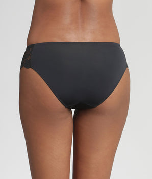 Bikini knickers in black Essential Elegance