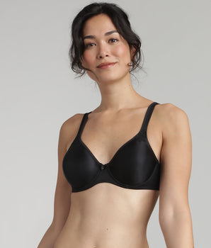 Underwired bra in black Essential Support