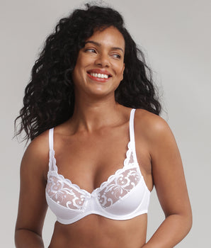 Underwired bra in white Essential Elegance Embroidery