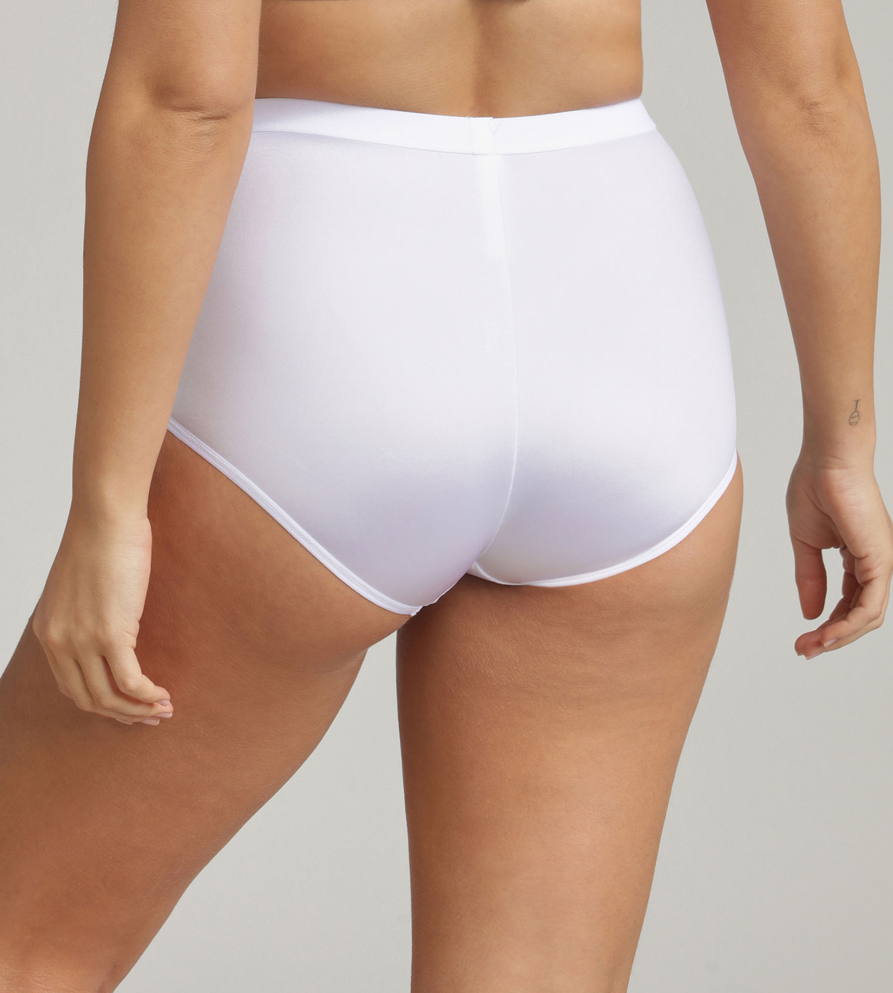 Womens White Smooth Lines Control Briefs