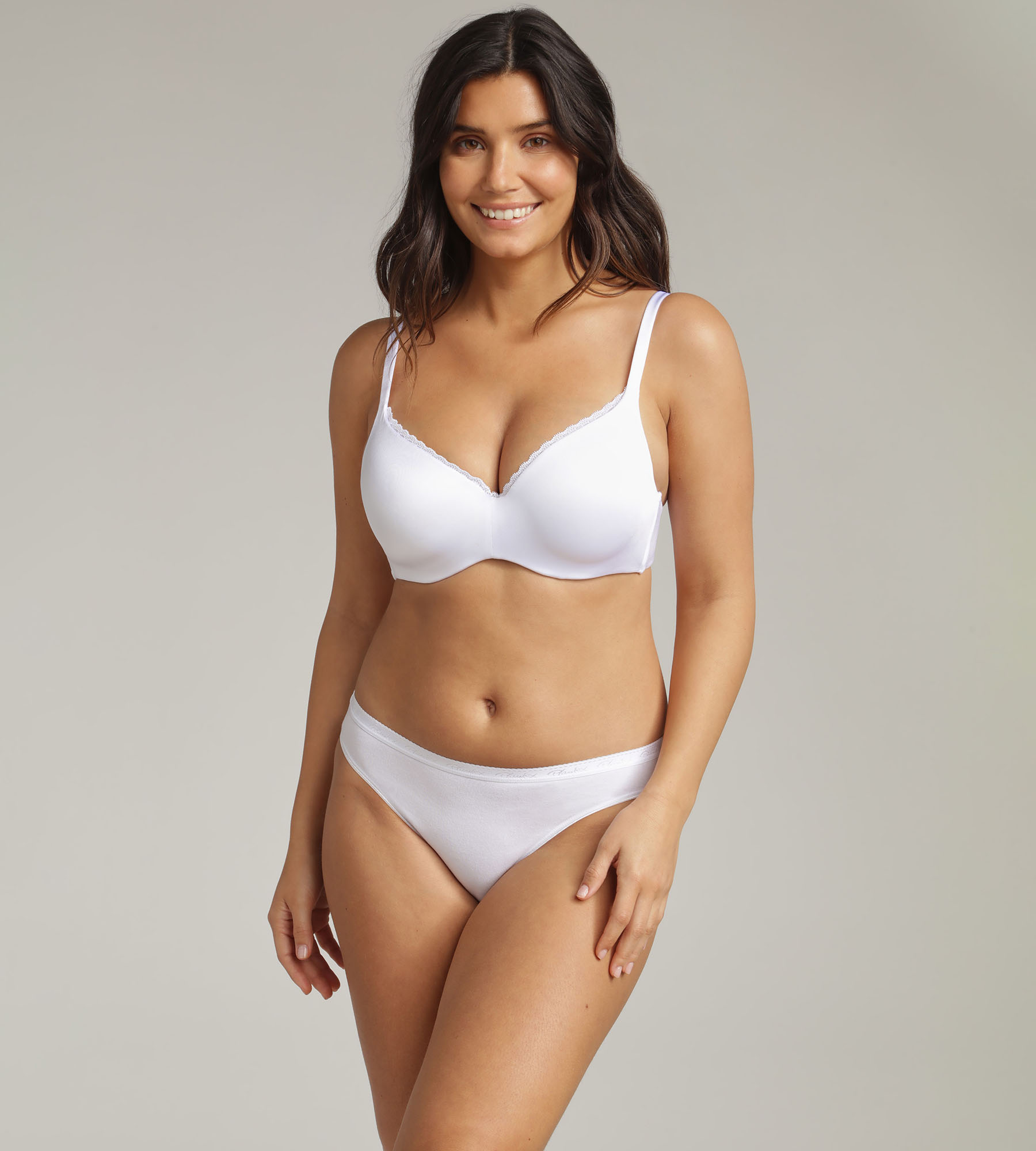 Full cup bra with removable underwires in white - 24h Absolute Soft, , PLAYTEX
